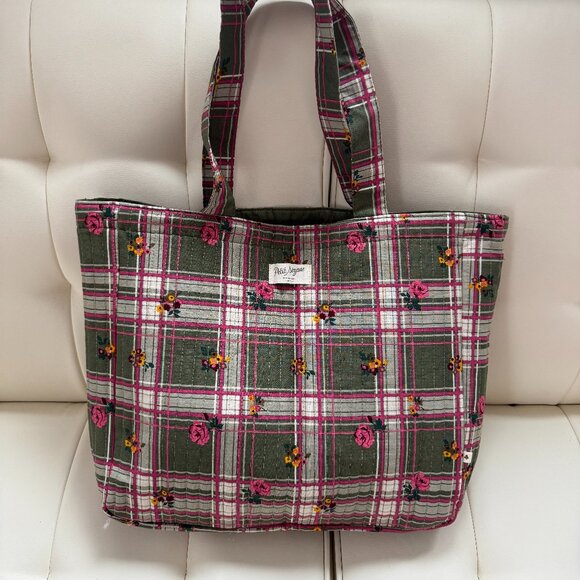 Sezane Handbags - Petit Sezane limited edition quilted tote bag, olive green plaid floral, NWOT